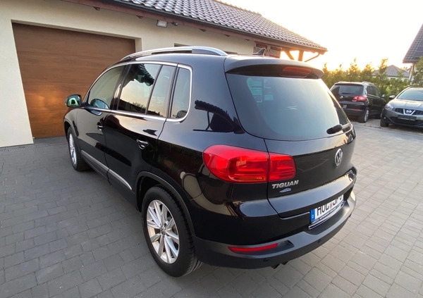 Volkswagen Tiguan cena 42900 przebieg: 247497, rok produkcji 2012 z Chełmno małe 407